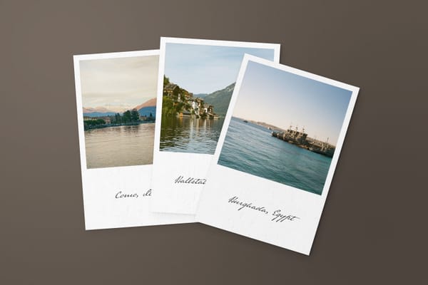 Polaroid Mockup